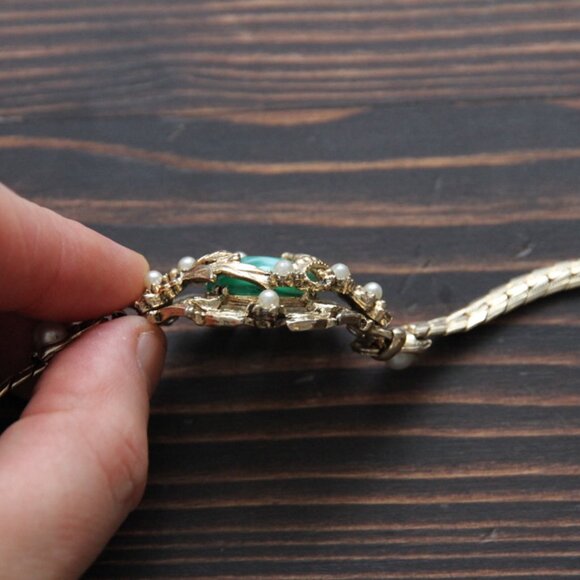 Suffragette Style Bracelet with Green Cabachon & Seed Pearls - Picture 11 of 16